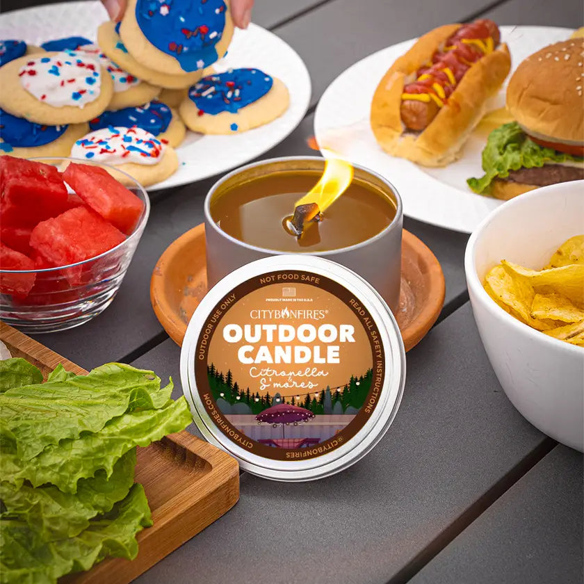 The Outdoor Citronella Candle - S'mores Scent