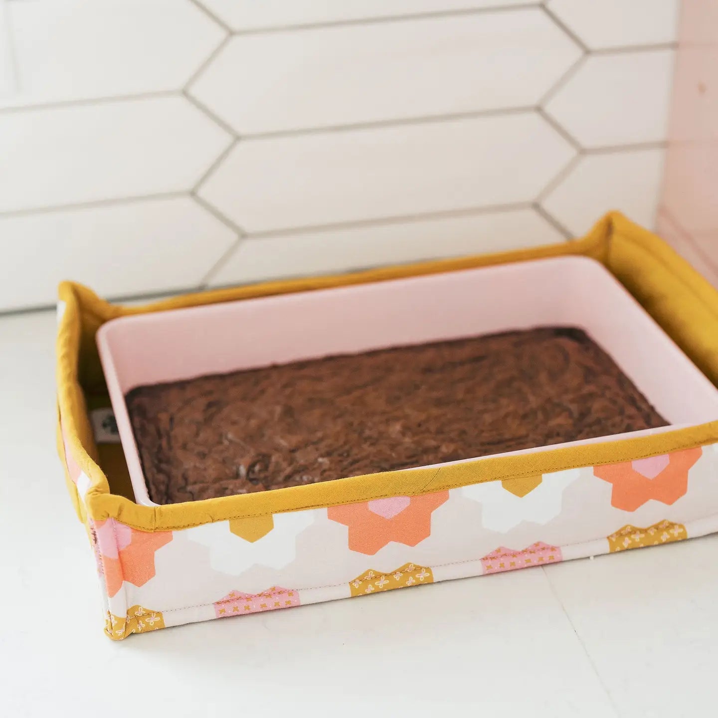 Flower Garden Casserole Carrier