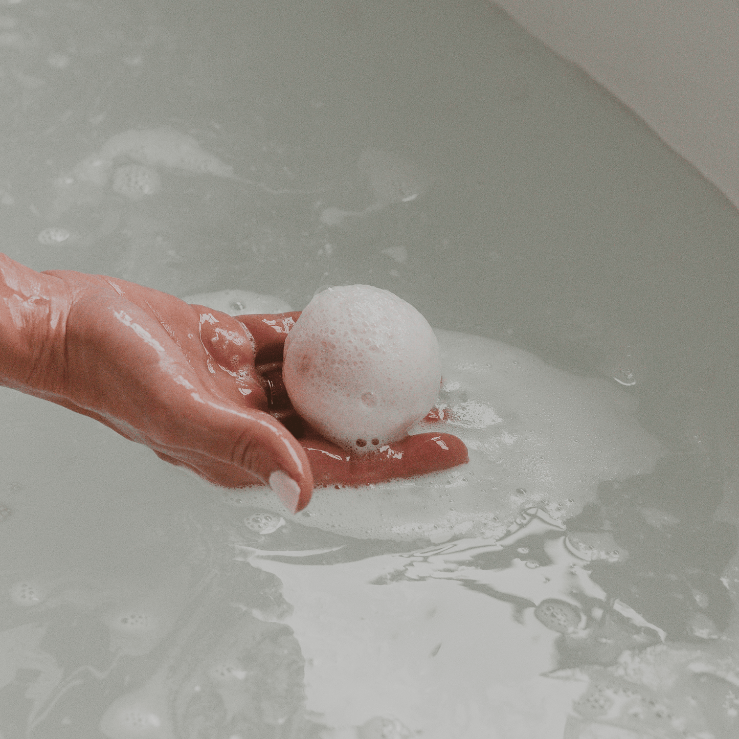 Wildflowers and Salt 4.6 oz Bath Bomb